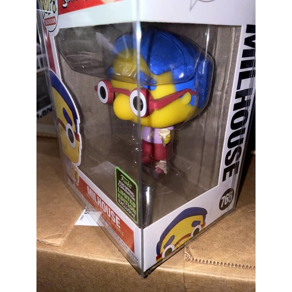 Funko Pop! The Simpsons: Milhouse - Picture 6 of 10